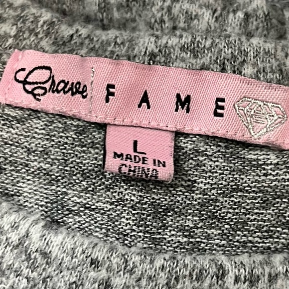 CRAVE FAME- Gray Long Sleeve Soft Crop Top Size L - Picture 4 of 4